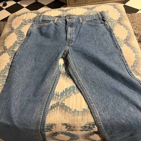 Levis 505s - Picture 2 of 5